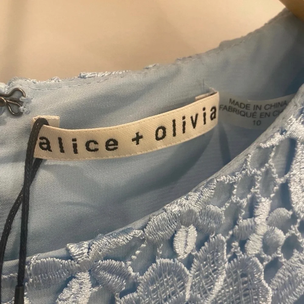 Alice + Olivia Rapunzel Lace Mini Dress Icy Blue (light blue) NWT Size 10 - Picture 9 of 17